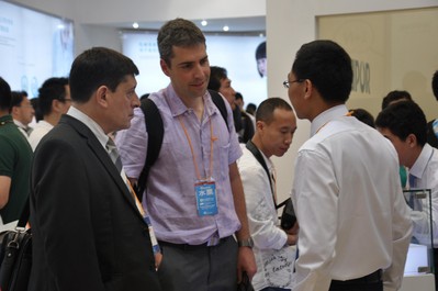 蘇泊爾無(wú)鉛龍頭吸引了眾多中外客商、新舊經(jīng)銷(xiāo)商慕名而來(lái)