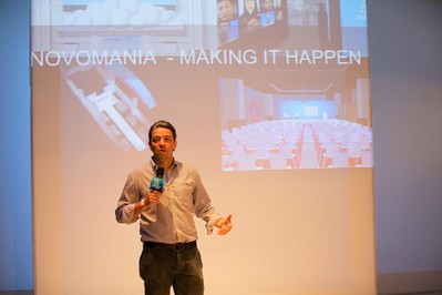 NOVOMANIA 總經理 Guilherme Faria 在新聞發布會上